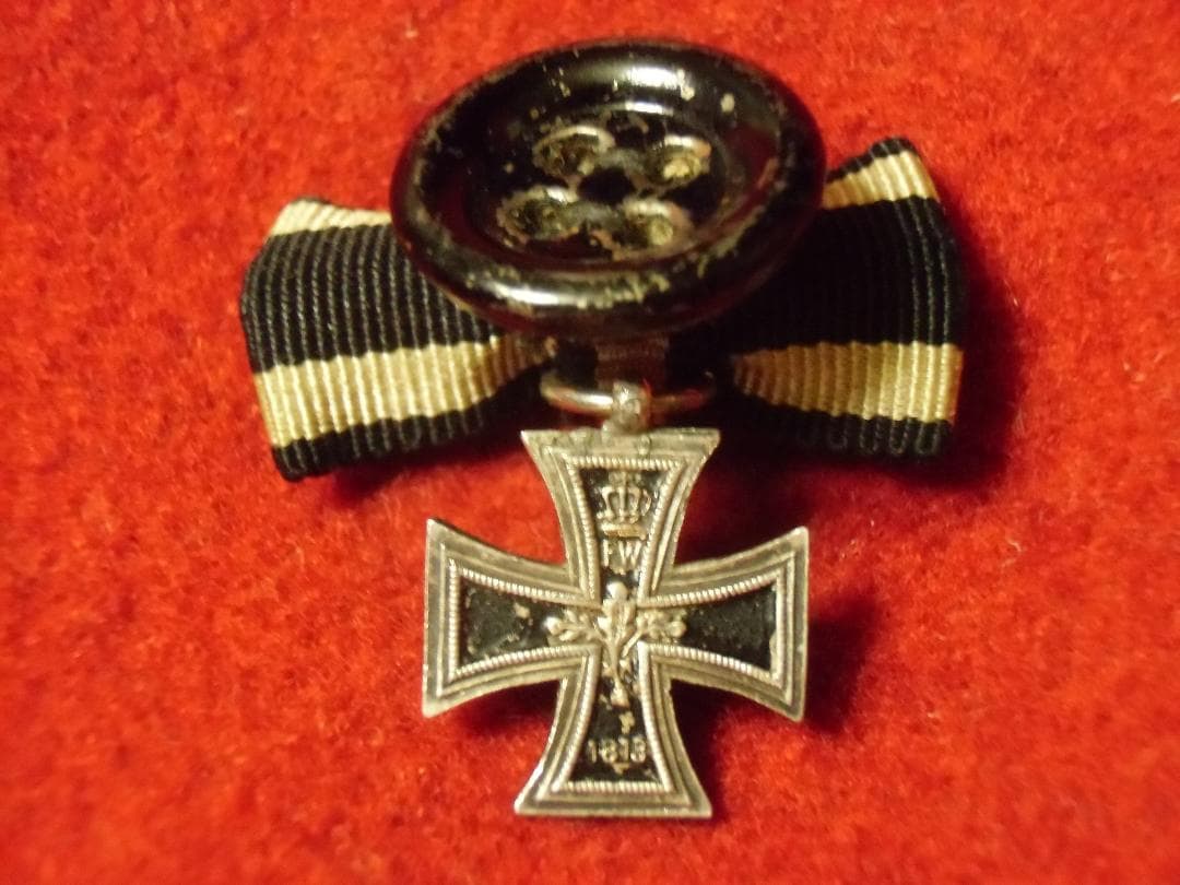 Ｗ帝政ドイツ軍/プロイセン王国＊１８１３鉄十字勲章２級襟用略章（実物）