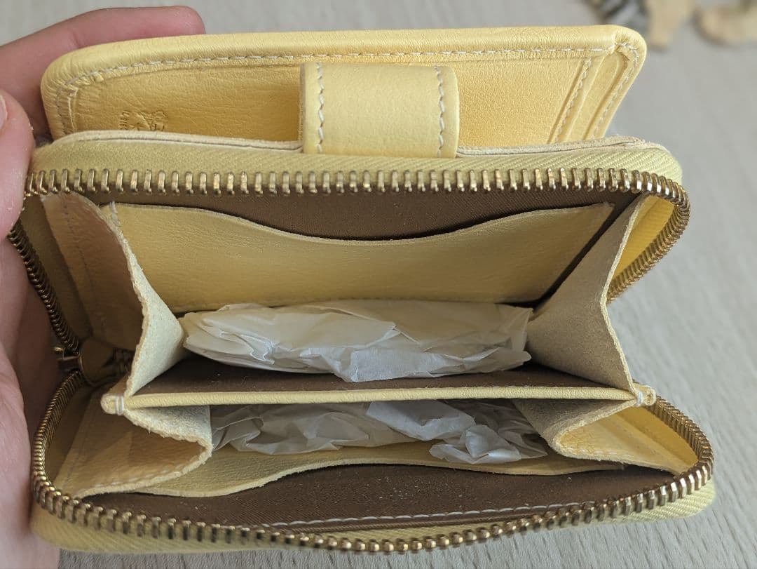 イルビゾンテ　二つ折り財布