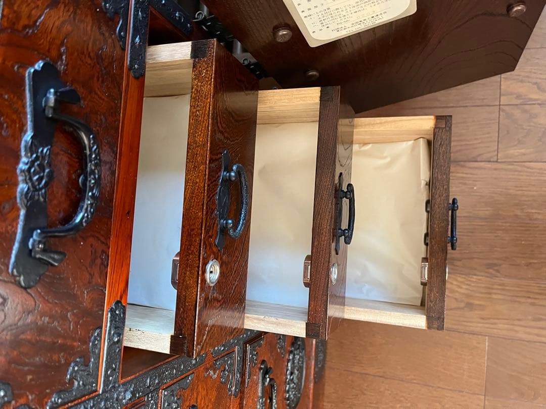 日本の伝統的木製タンス　箪笥　和モダン収納　美品