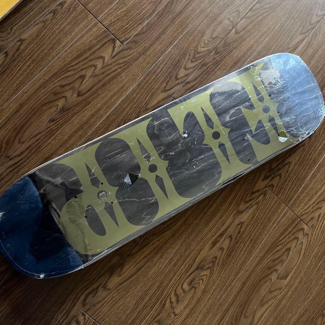 Flip Team HOW Logo デッキ 8.25 スケボー