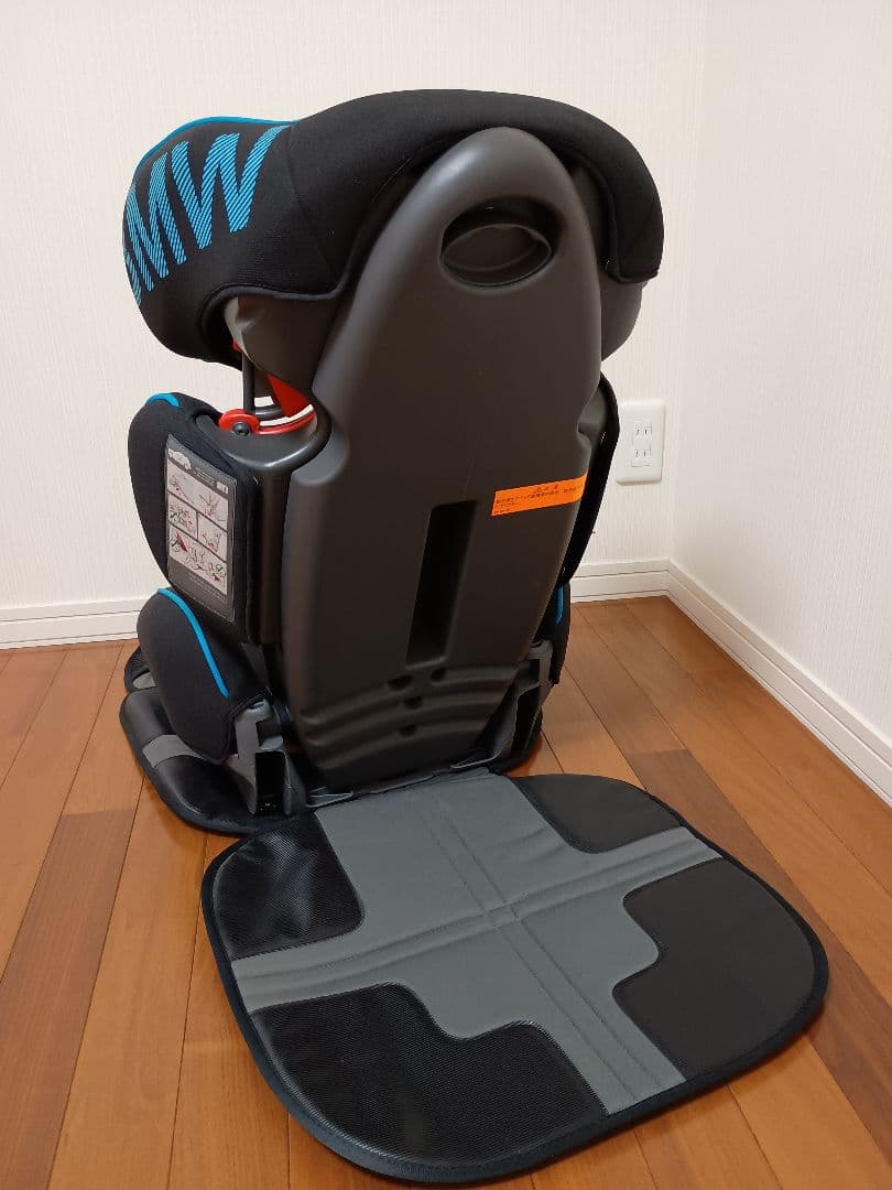 BMW 純正 ジュニアシート オマケ付 なんちゃってM仕様 ISOFIX