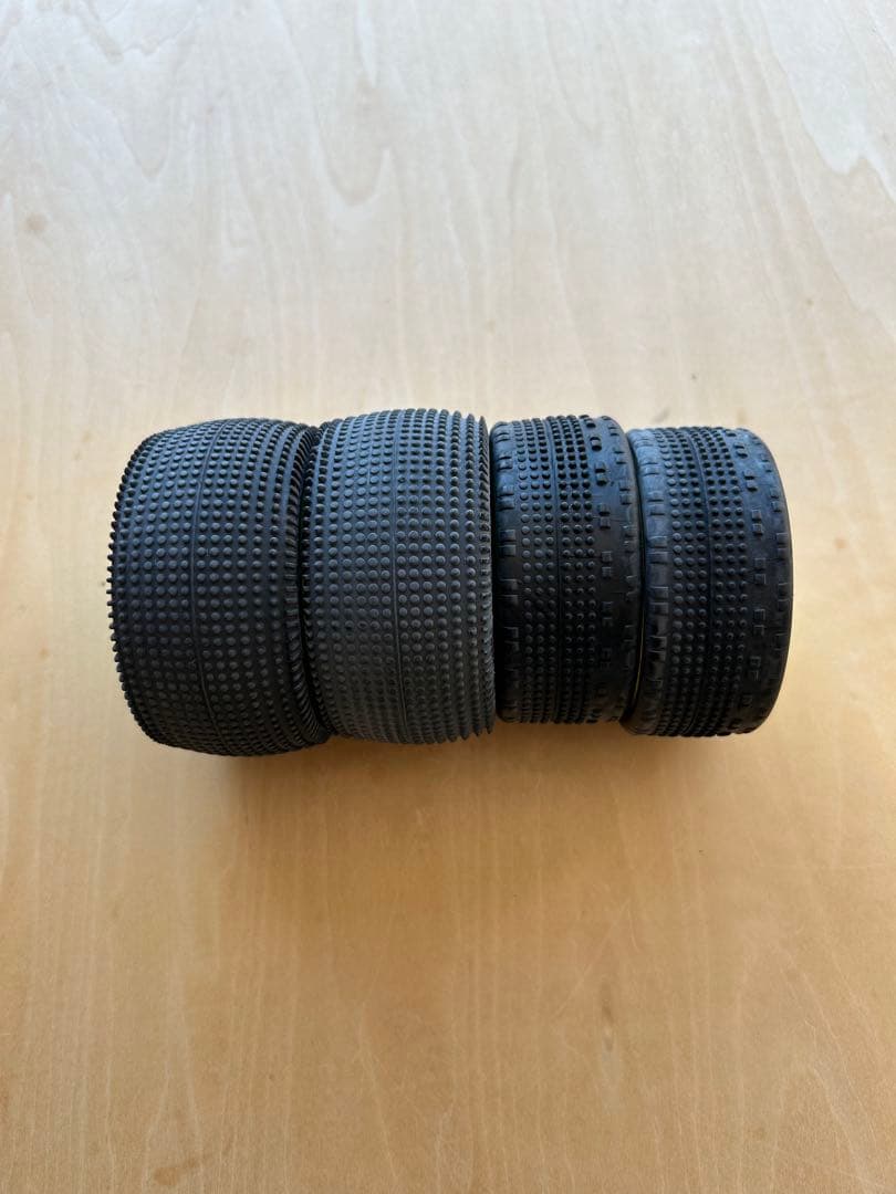 Associated RC10B6.4 アソシエイテッド　バギー