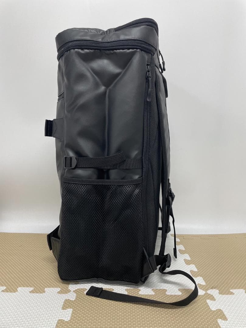 【ムチ子】スラッシャー　ＢＯＸリュック TH-Q WH