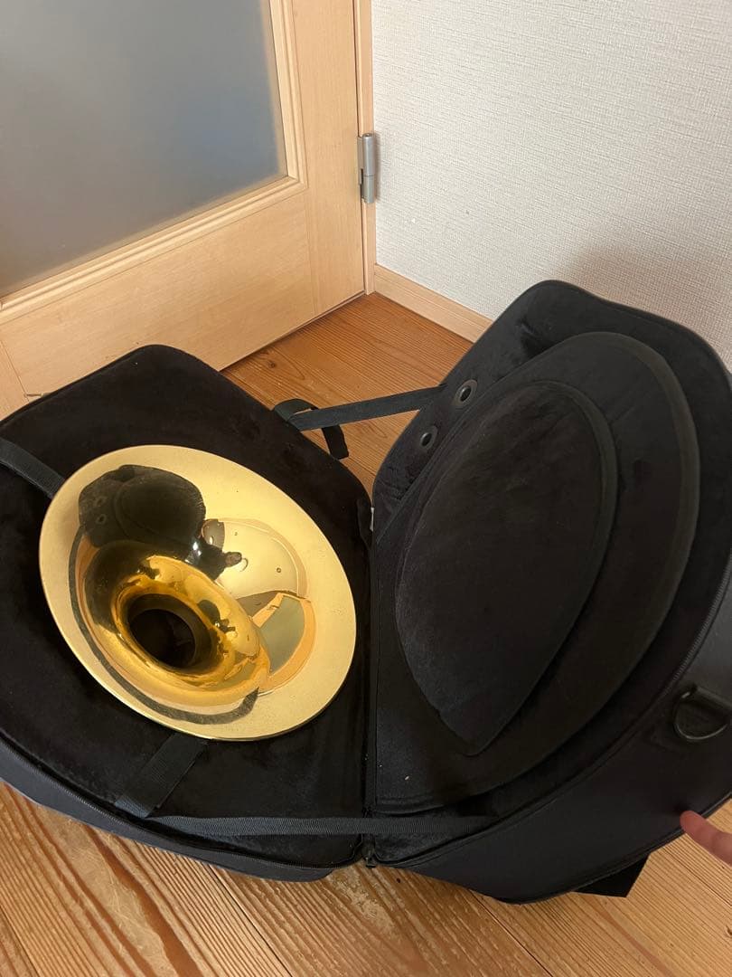 フレンチホルンSoleil 黒　ジャンク品