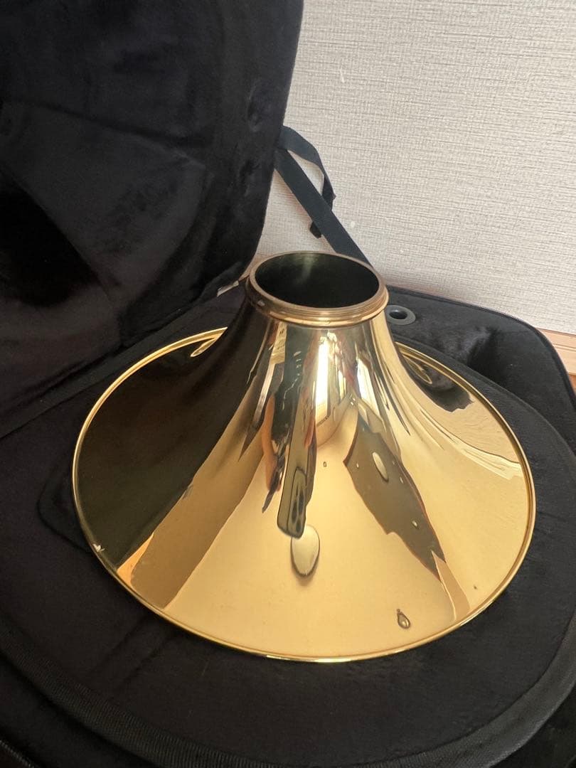 フレンチホルンSoleil 黒　ジャンク品