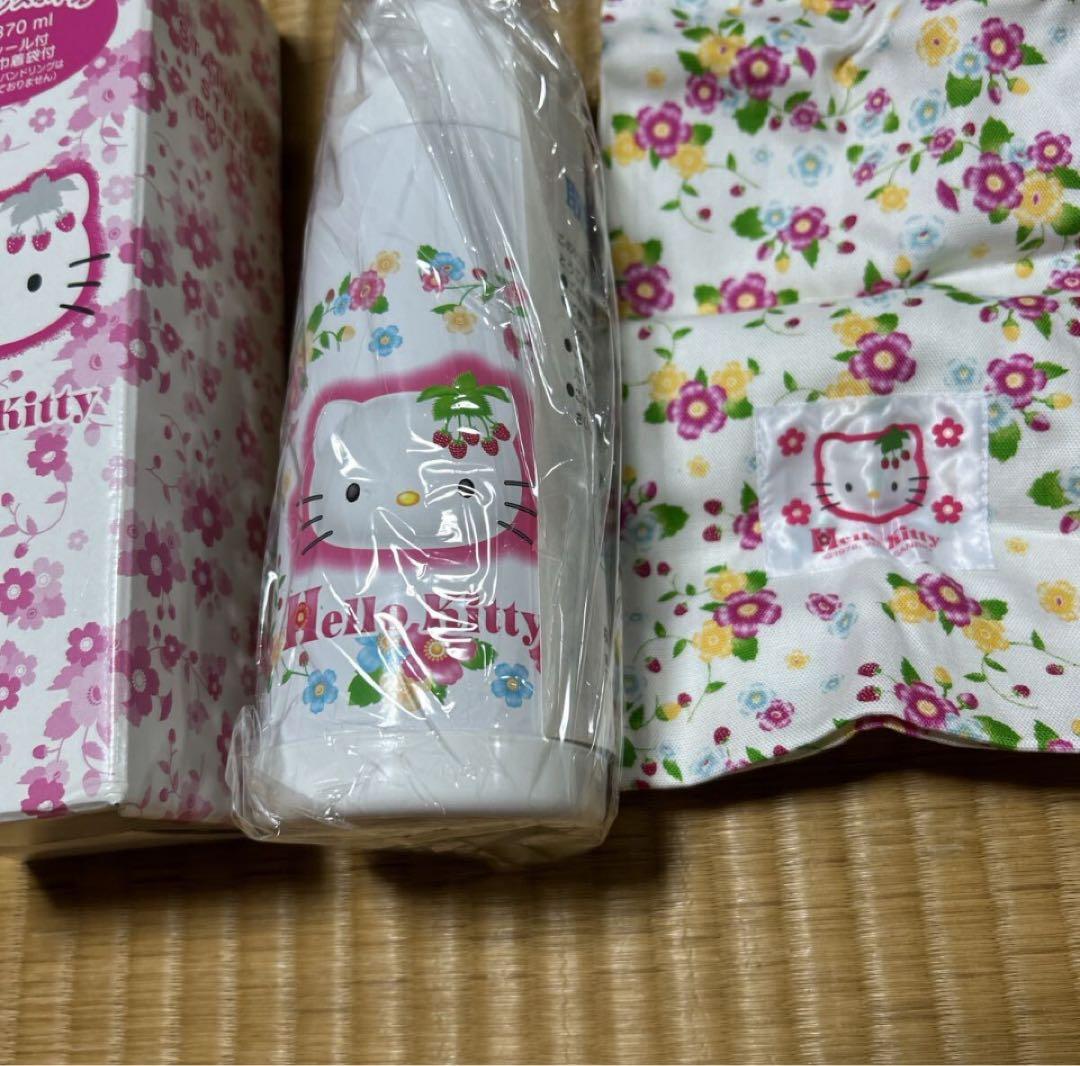 未使用　ハローキティ　ステンレスボトル　サンリオ　Hello Kitty 水筒