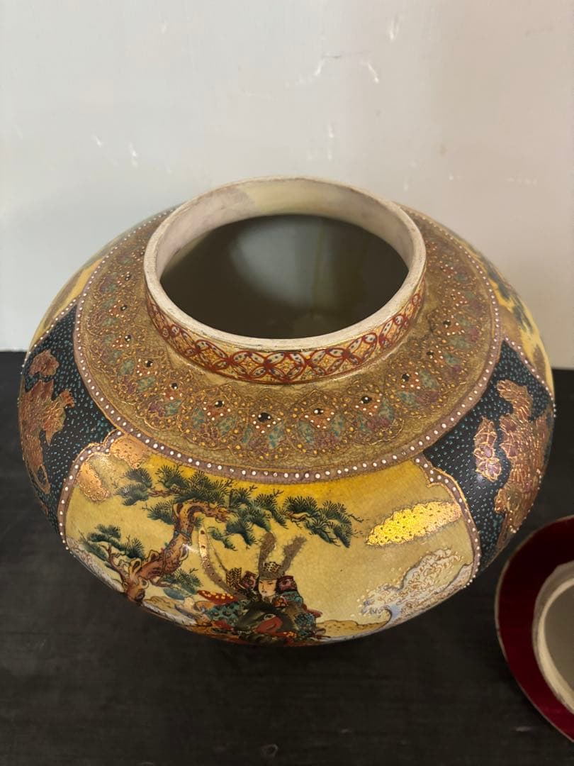 薩摩焼❓大壺　置物　花瓶　飾り壺　骨董　古美術‼️
