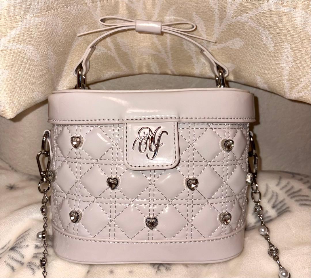 【新品未使用】evelyn ハートビジューバニティバッグ ピンク