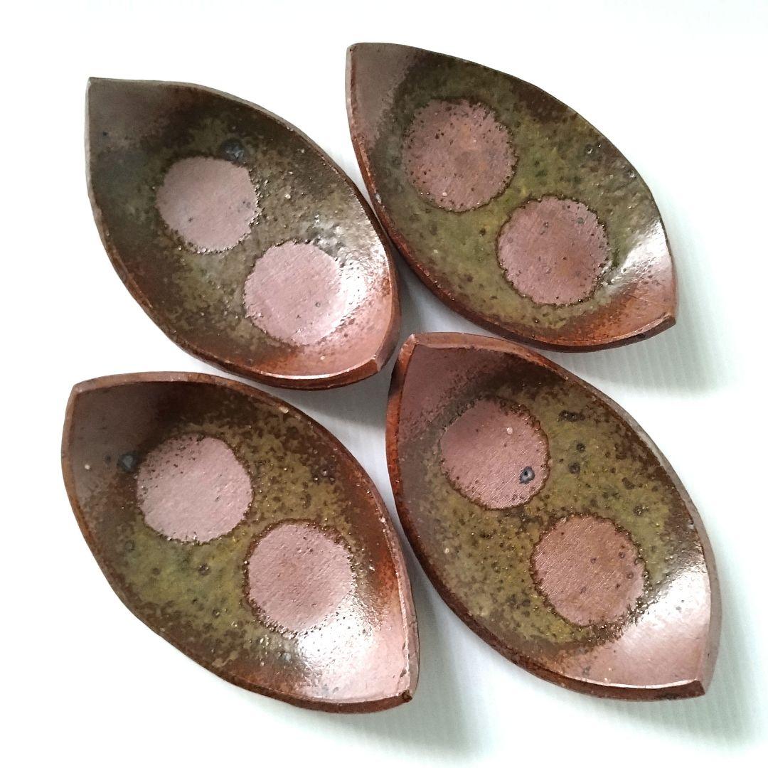 ② 備前焼 北大路魯山人写し 三つ足 舟形 長皿 和食器 足付き 4客