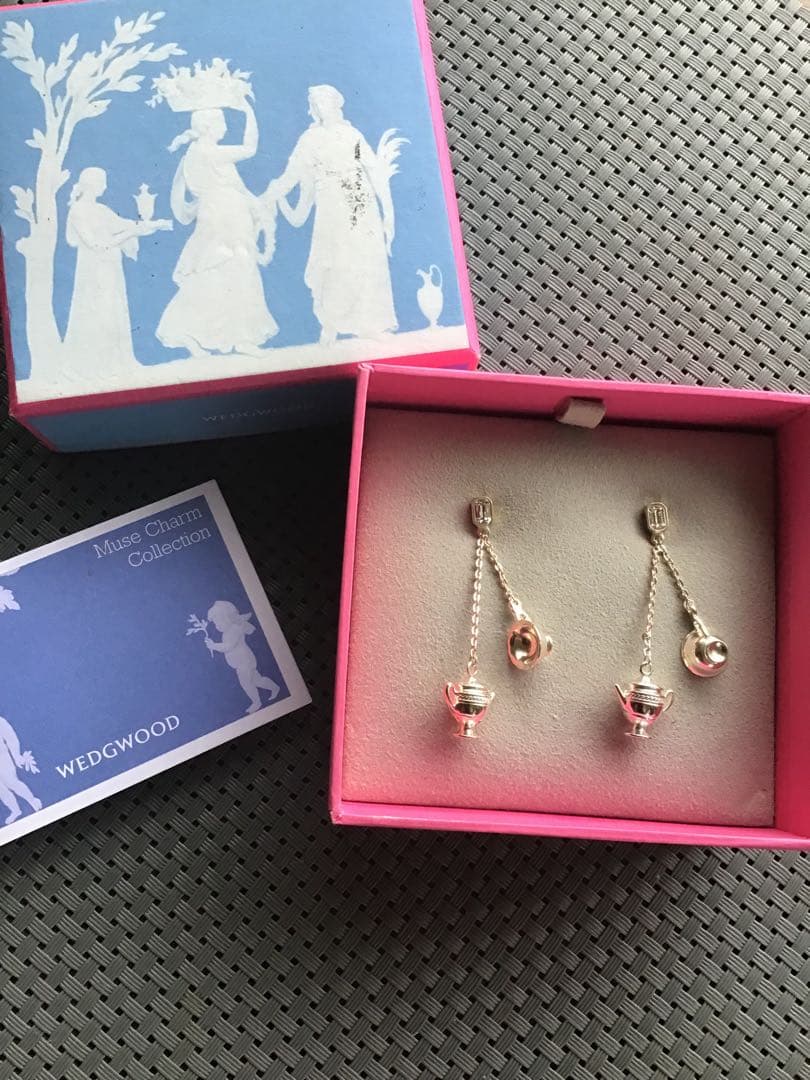 ウエッジウッドのシルバー925のピアス、レア