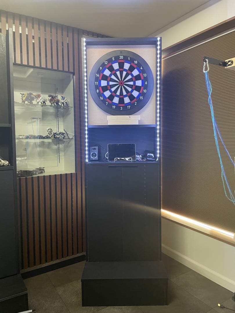 オーダーメイド　ダーツ台　収納スペース付き【引き取り限定】