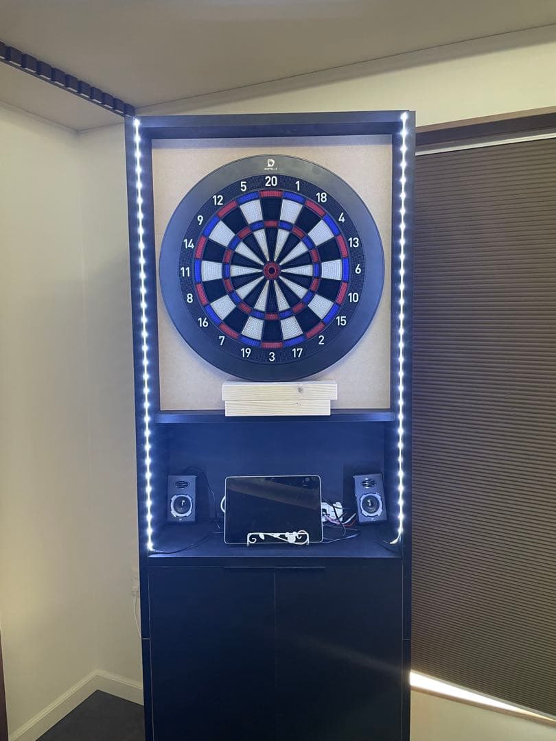 オーダーメイド　ダーツ台　収納スペース付き【引き取り限定】