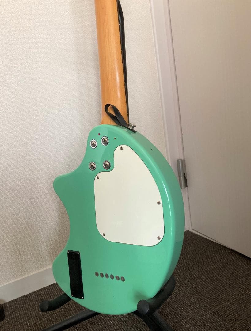 FERNANDES ZO-3　パステルグリーン　専用ソフトケース付き