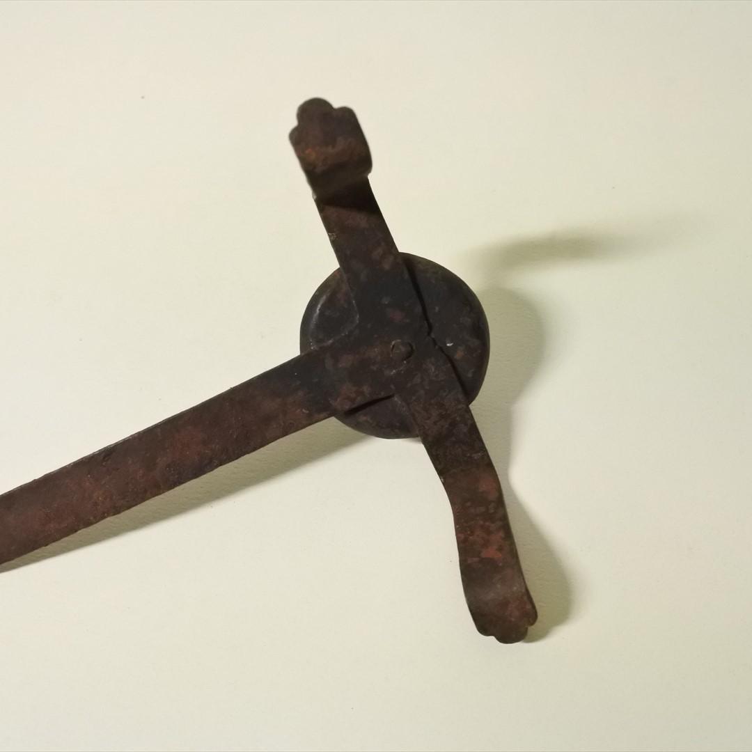 江戸末期～明治時代　鉄製　燭台　オブジェ　骨董品　アンティーク