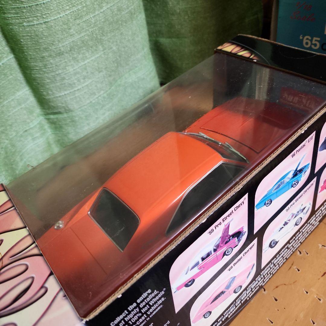 Hot Wheels 限定モデル オレンジ 1/18