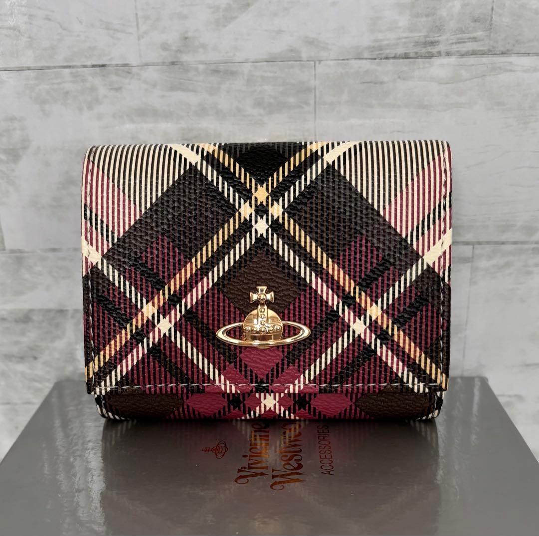 vivian westwood がま口 二つ折り スモールフレームウォレット