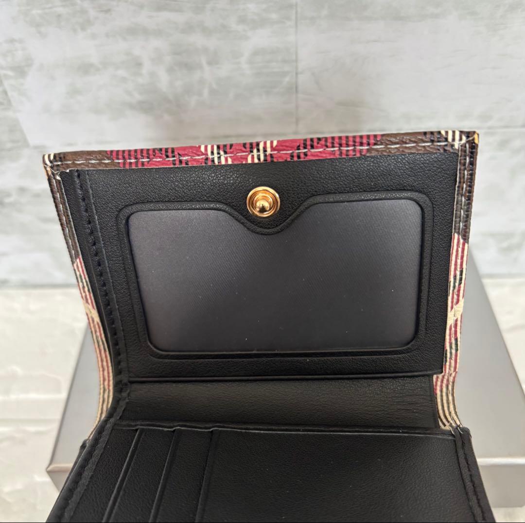 vivian westwood がま口 二つ折り スモールフレームウォレット