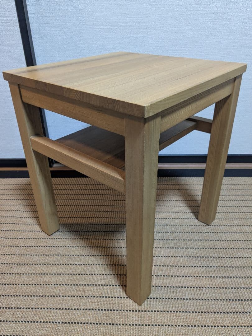 ●　無印良品、サイドテーブルベンチ、タモ材、棚付き、送料込み