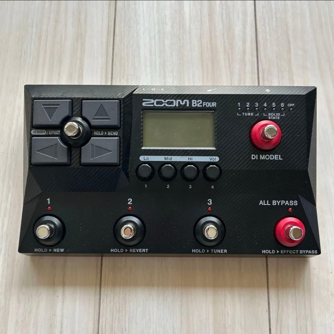 【ほぼ未使用】ZOOM B2 Four ベースエフェクター