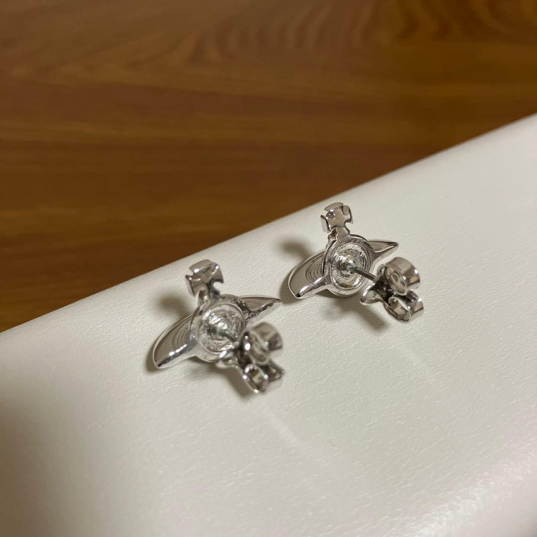 ◀◁ 　Vivienne Westwood ヴィヴィアンウエストウッド