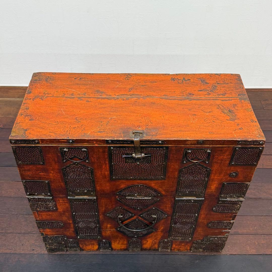 H110K71 朝鮮古民藝 李朝家具 杉無垢材 バンダジ 鍵付き