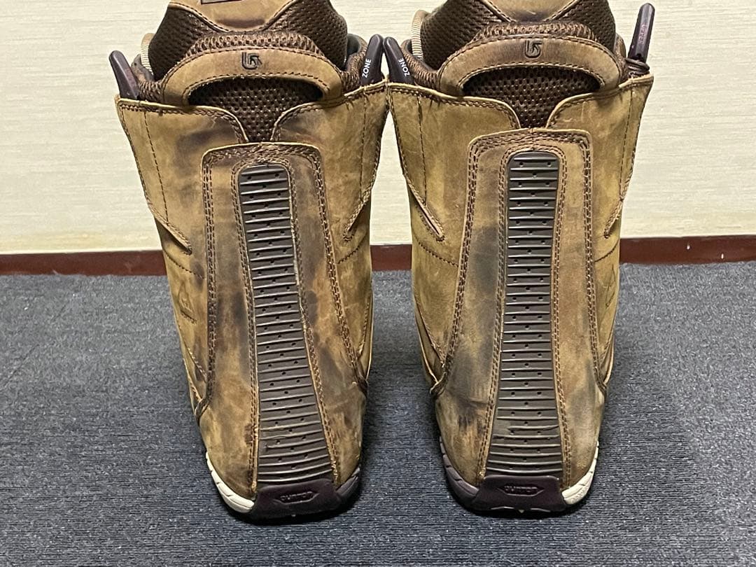 BURTON ION RED WINGレザー　28㎝