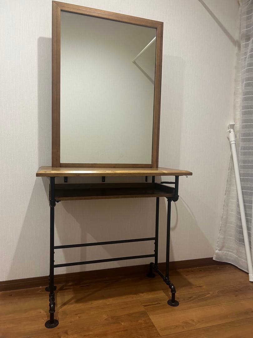 セット面　ドレッサー　美容室　鏡