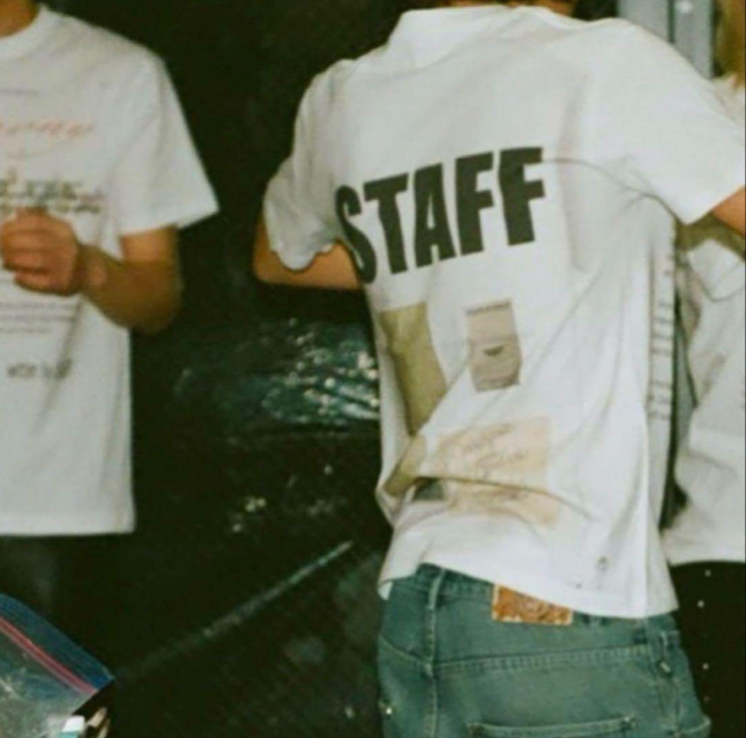 【AUSKOU】 'Ceremony' STAFF tee