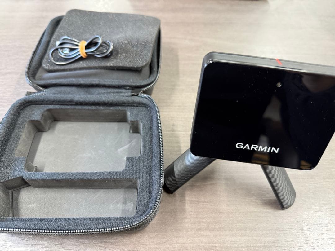 GARMIN R10 ゴルフ用距離計 本体と付属品