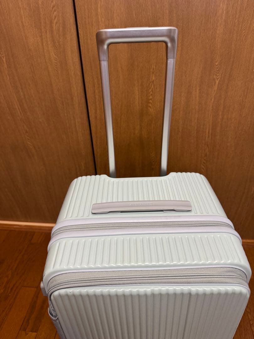 イノベータースーツケース75L