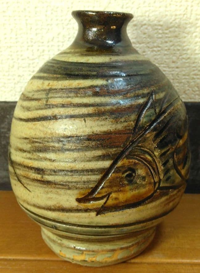 人間国宝 金城次郎 壷屋焼 徳利 栞 共箱 美品 壺屋焼 やちむん 笑魚紋徳利