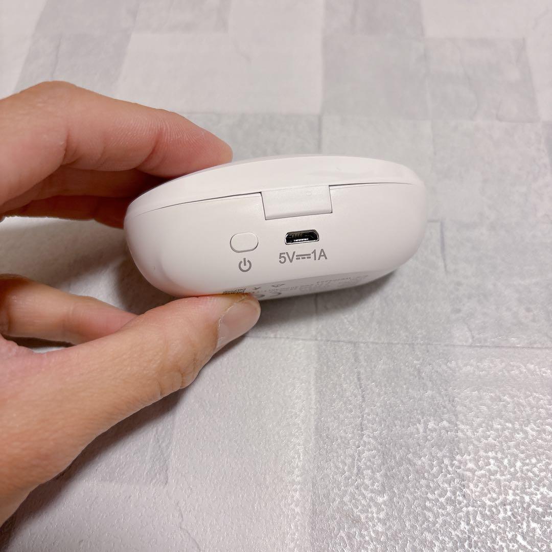 ☆充電式 集音器 音声拡聴器 イヤホンタイプ 耳穴式 左右両用耳 ホワイト