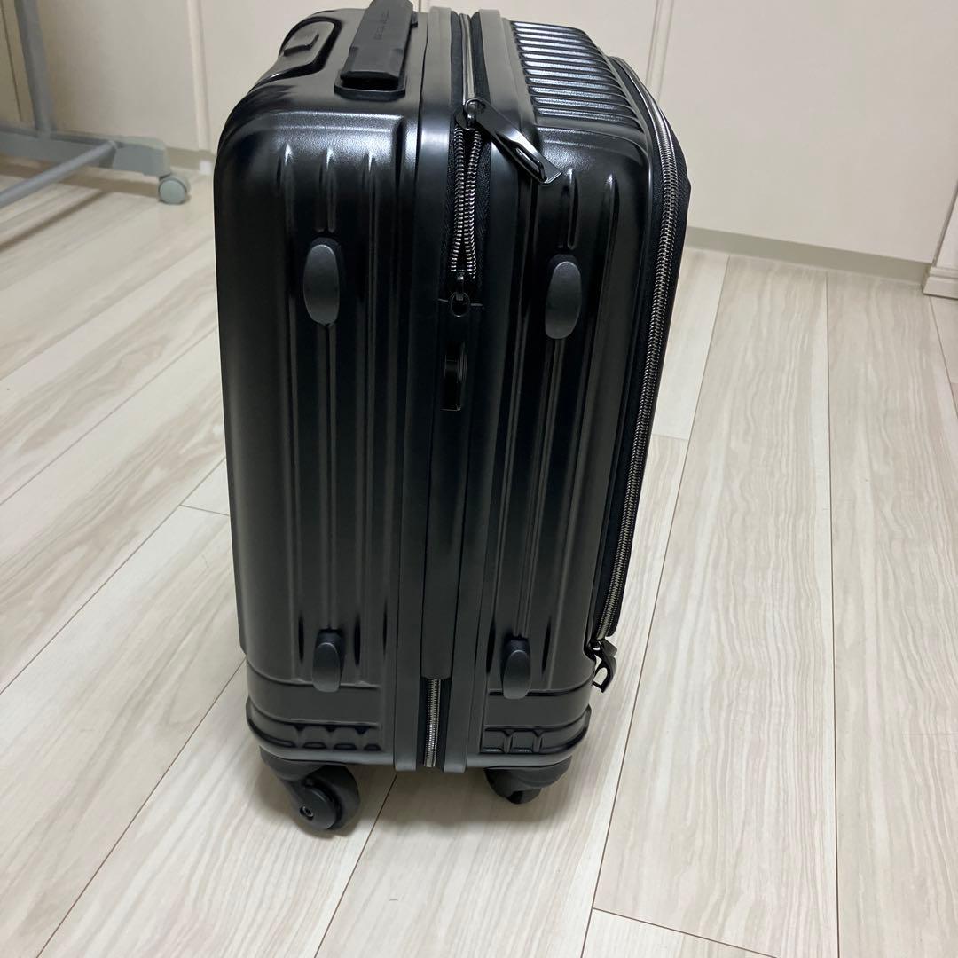 東急ハンズ　キャリーケース　ロッカー