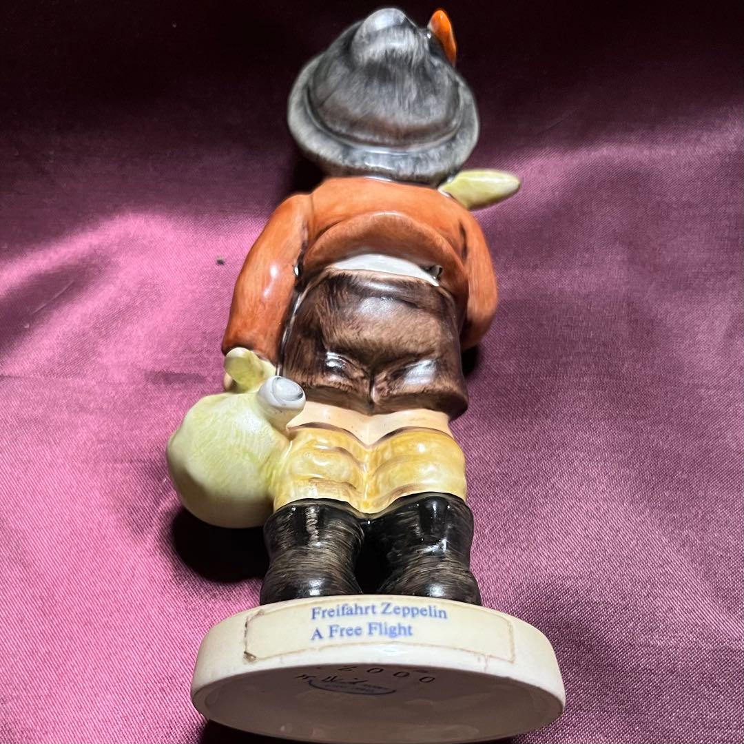 フンメル人形　Freifahrt Zeppelin