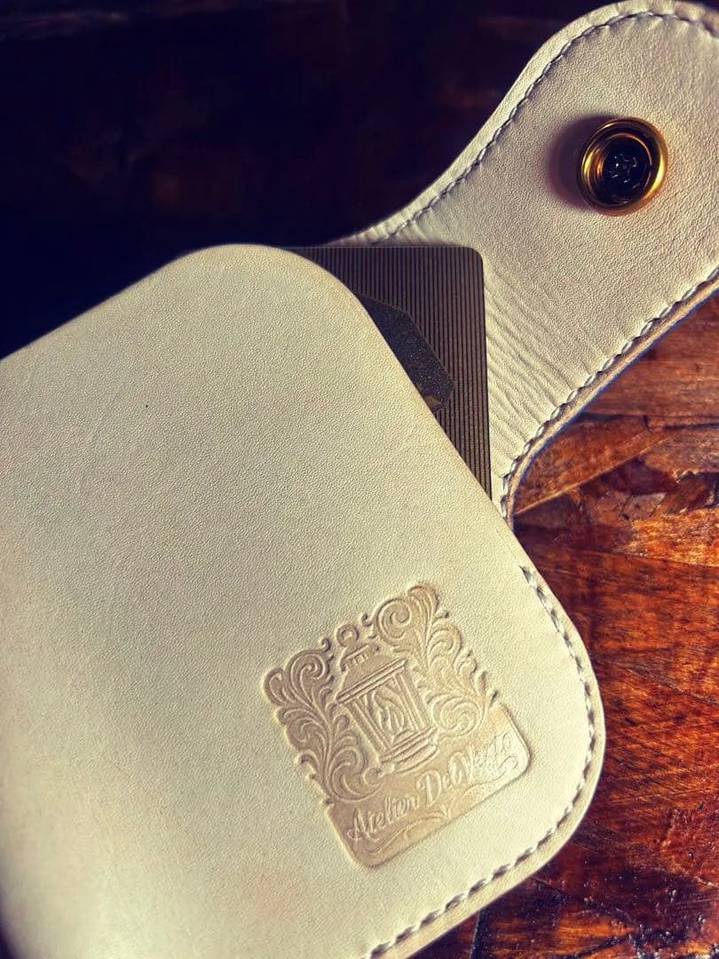 新品　総手縫　イタリア製本革プエブロレザー　ウォレット　プレゼントにも最適！