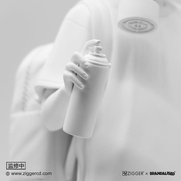 エア・ストライク・ボーイ　バンクシー　フィギュア　アートトイ//ZIGGER