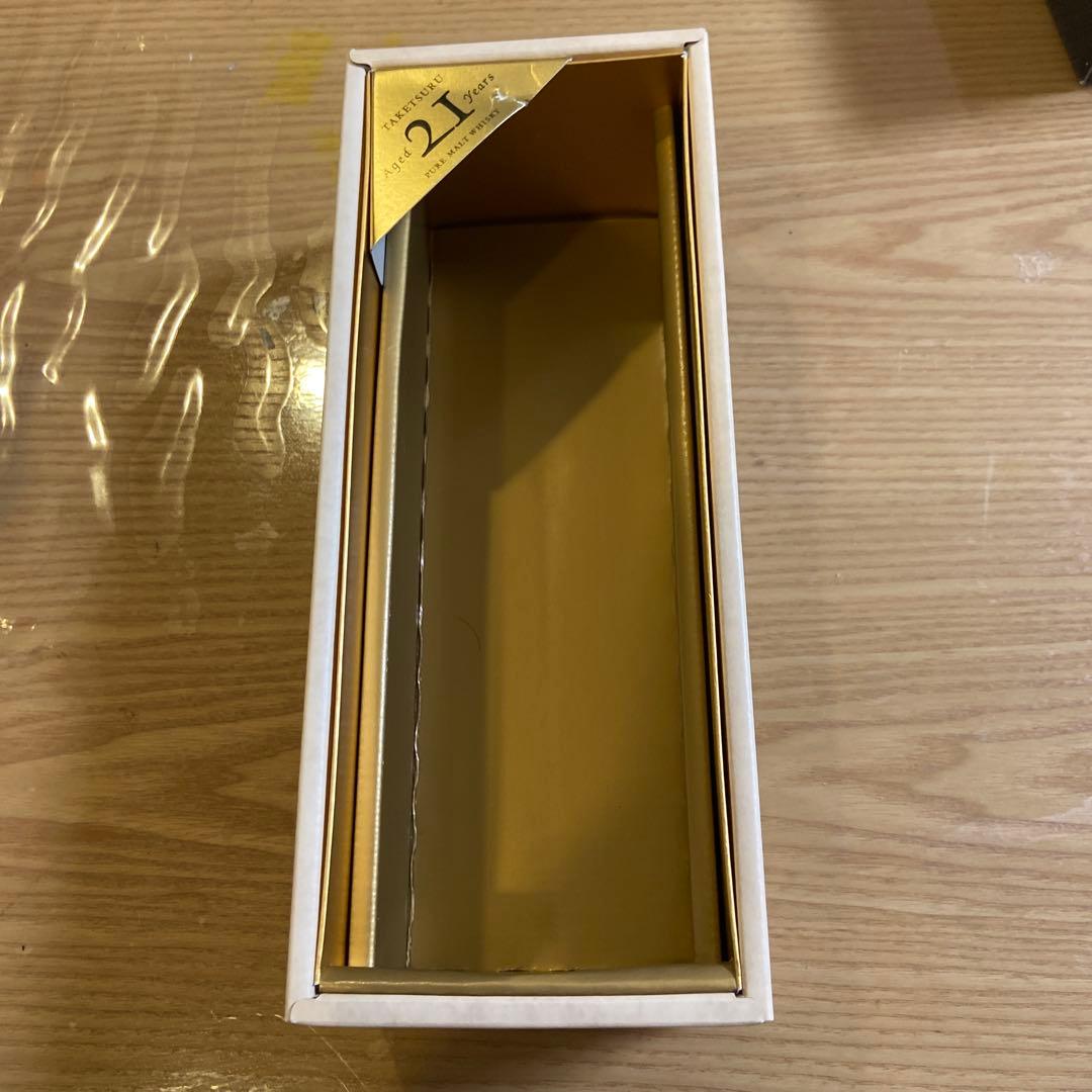 ラッキー7 ニッカウヰスキー竹鶴21年単品で。