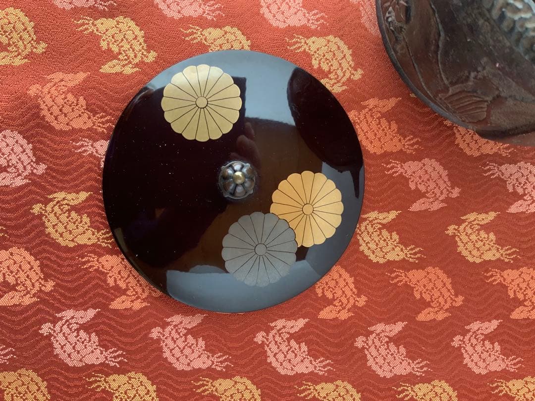 茶道具/懐石道具　銚子(燗鍋)江戸時代　銀象嵌/漆塗蓋16葉菊紋蒔絵散し。優品。