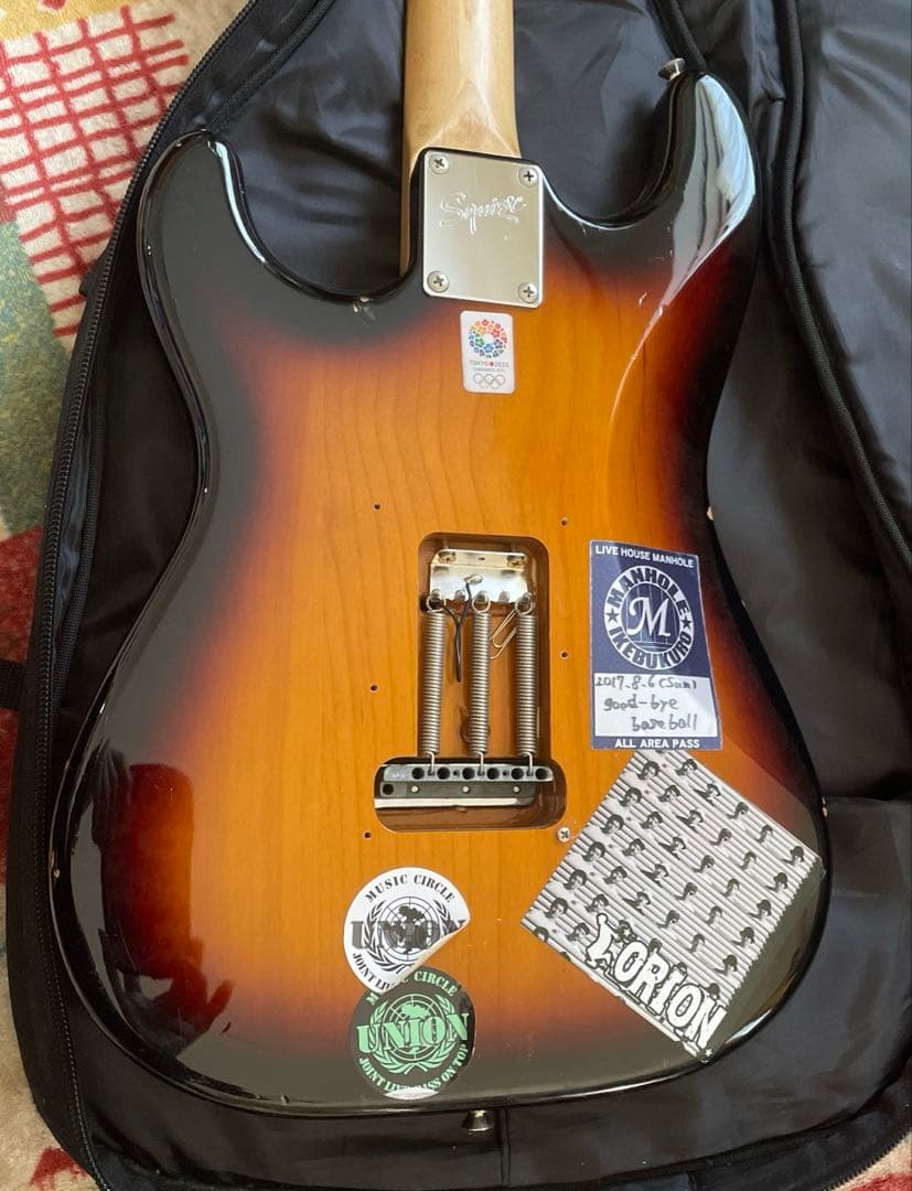 Squier Stratocaster エレキギター