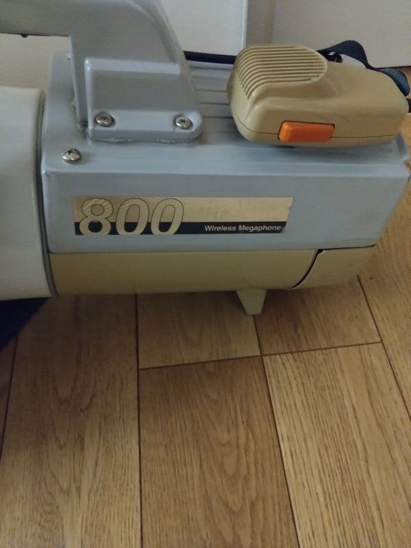 拡声器 ホワイト　ジャンク品