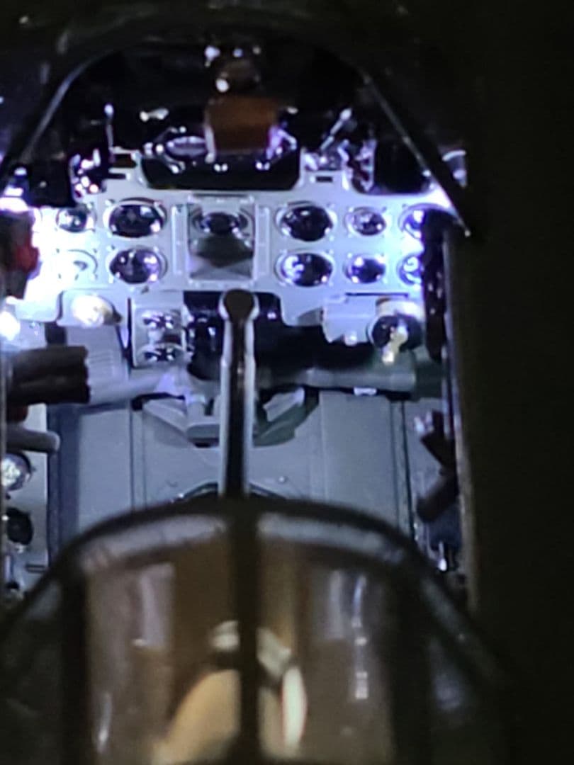 タミヤ 1/32 零式艦上戦闘機52型リアルモーターライズ 完成品 零戦