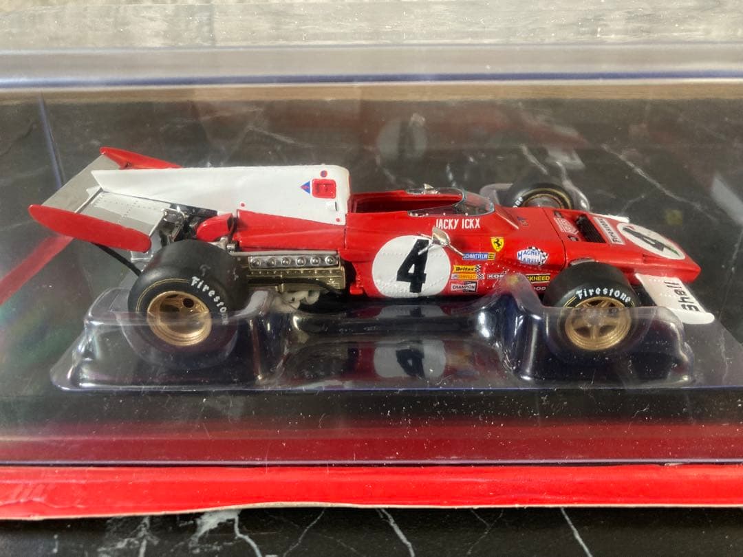 葉っぱ　フェラーリF1 ビッグスケールコレクション フェラーリ2台セット