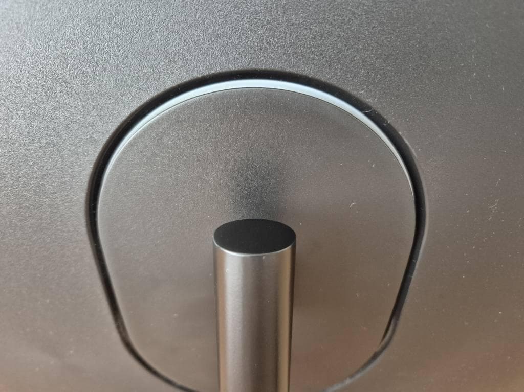 ゆー JAPANNEXT 31.5インチ 湾曲モニター 4K