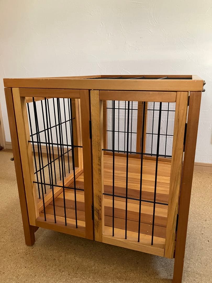 木製犬用ケージ