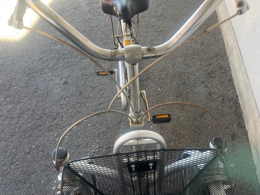 部品取りに、ジャンク品としての出品　名古屋市近郊限定手渡のみ中村区区北区配送無料