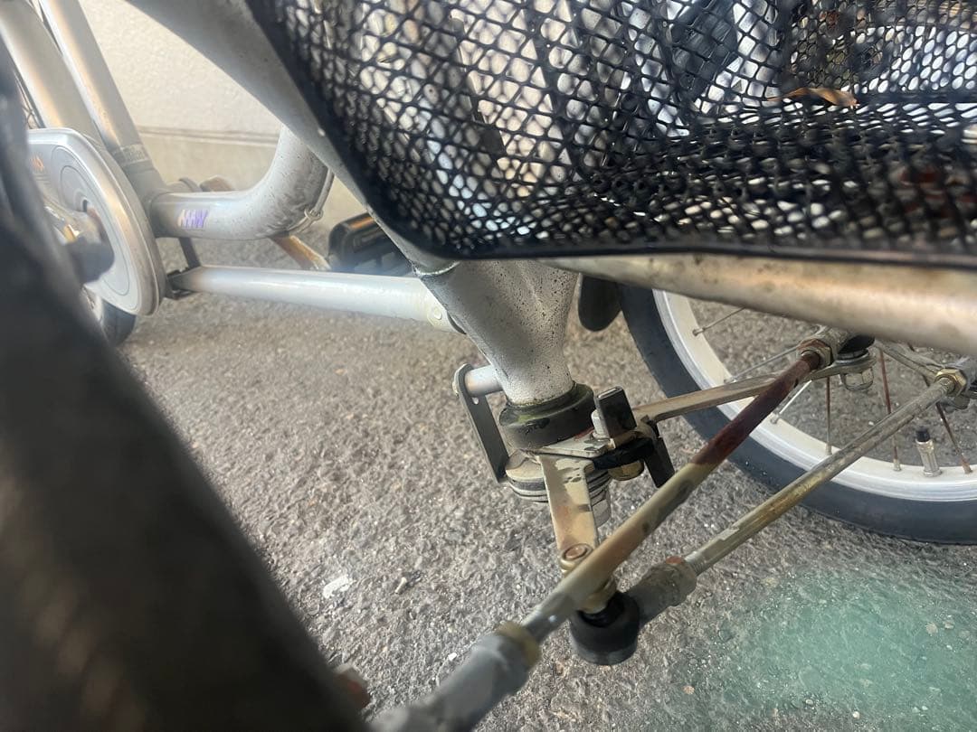 部品取りに、ジャンク品としての出品　名古屋市近郊限定手渡のみ中村区区北区配送無料