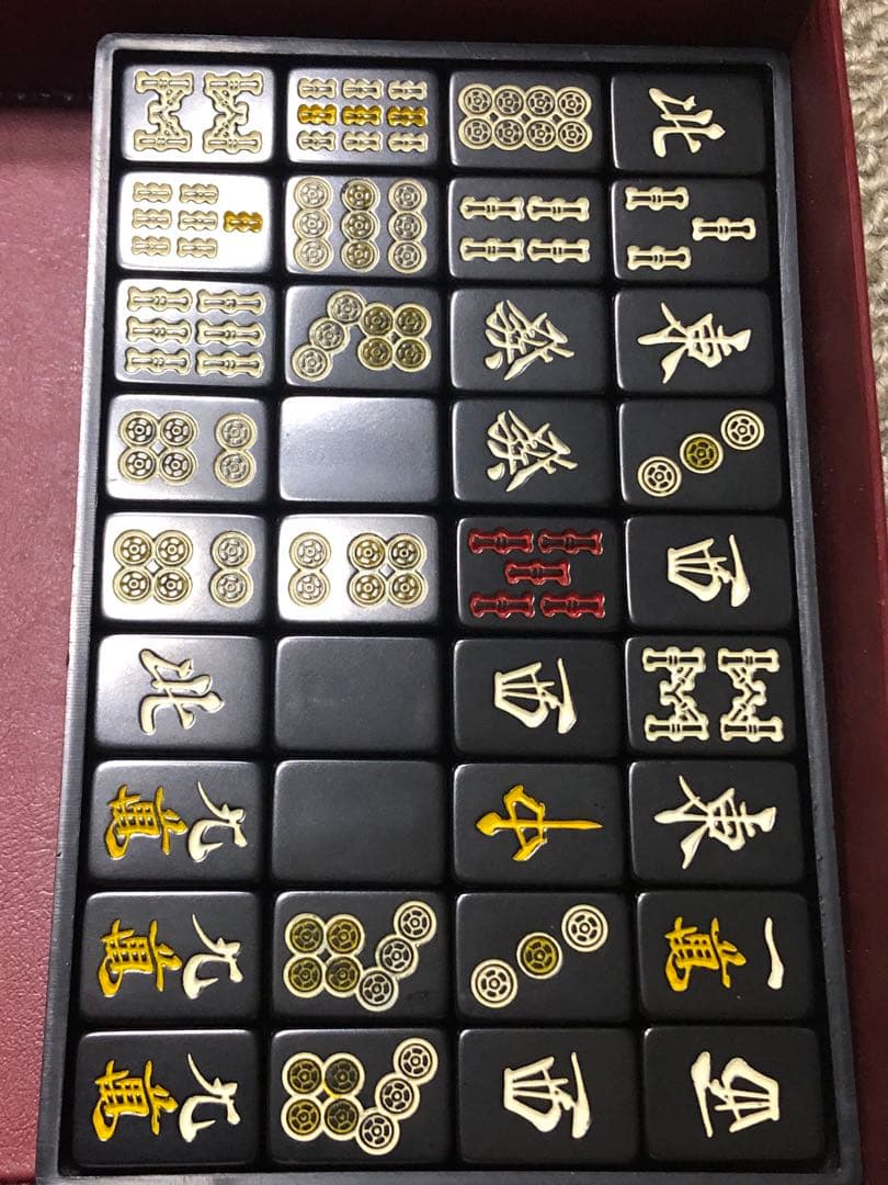ブラック麻雀牌