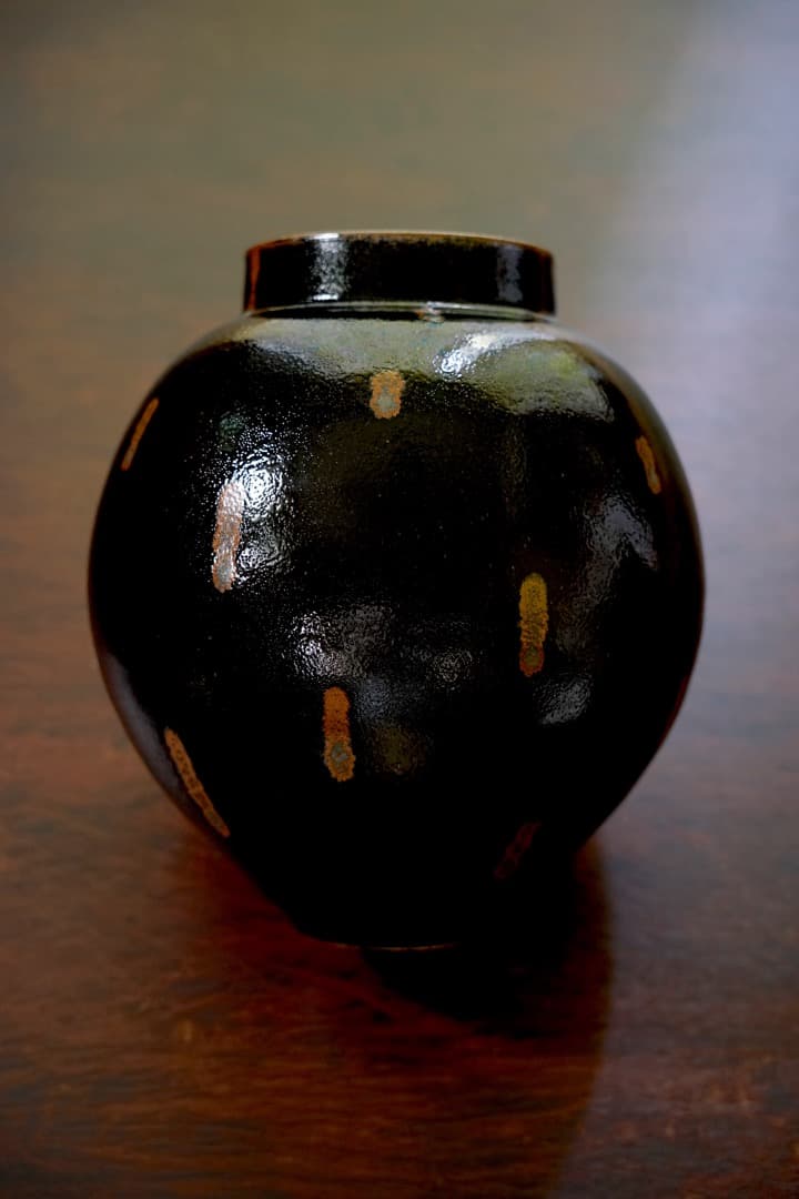 人間国宝　原清本人作　鉄釉の花瓶