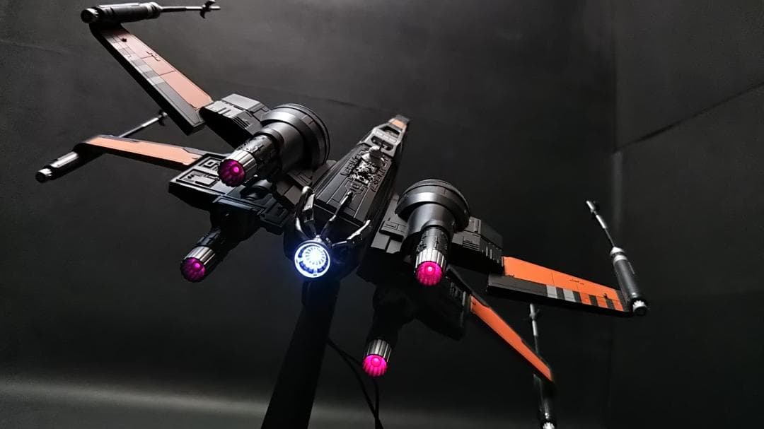 電飾改修　完成品　ブースティッド　Xウイング　1/72 塗装済　BANDAI