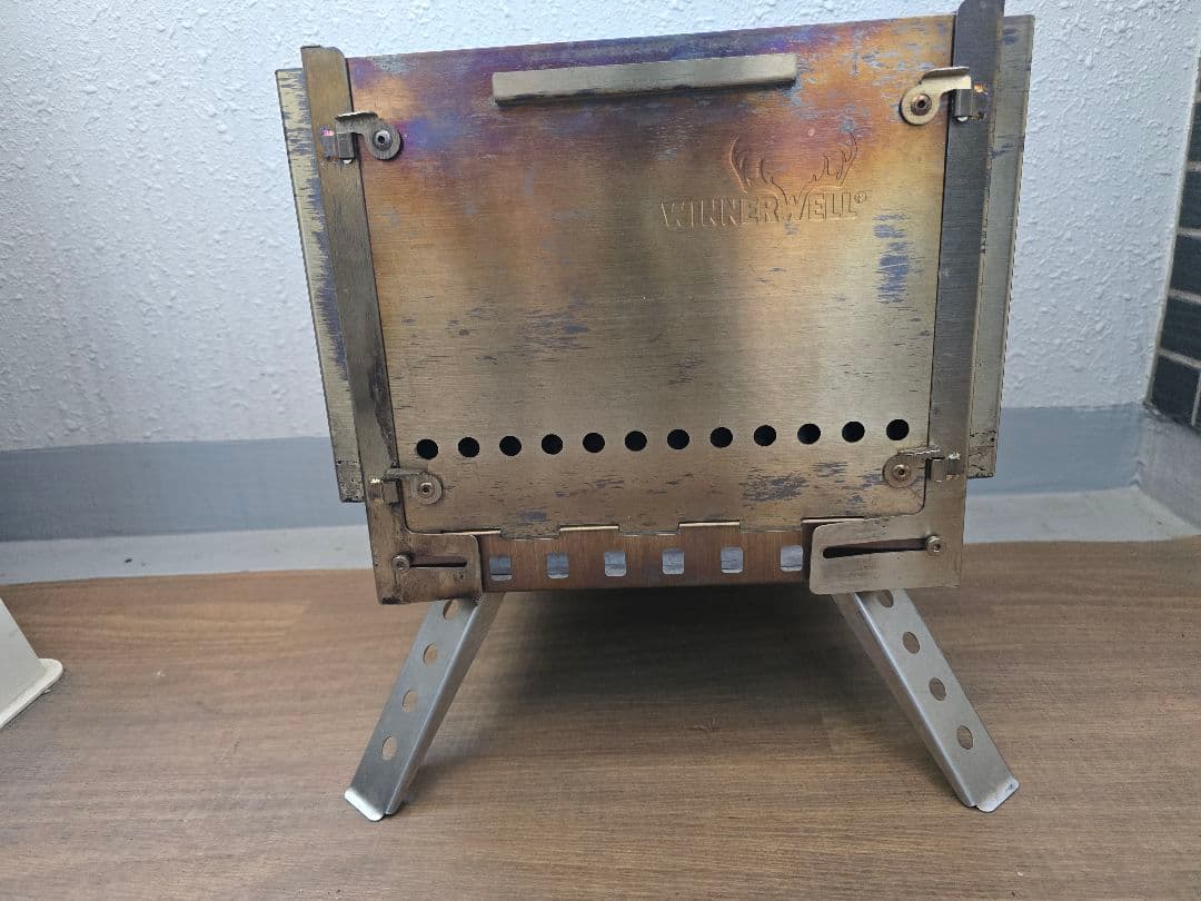 ウィンナーウェル焚き火台　2次燃焼　延長足つき